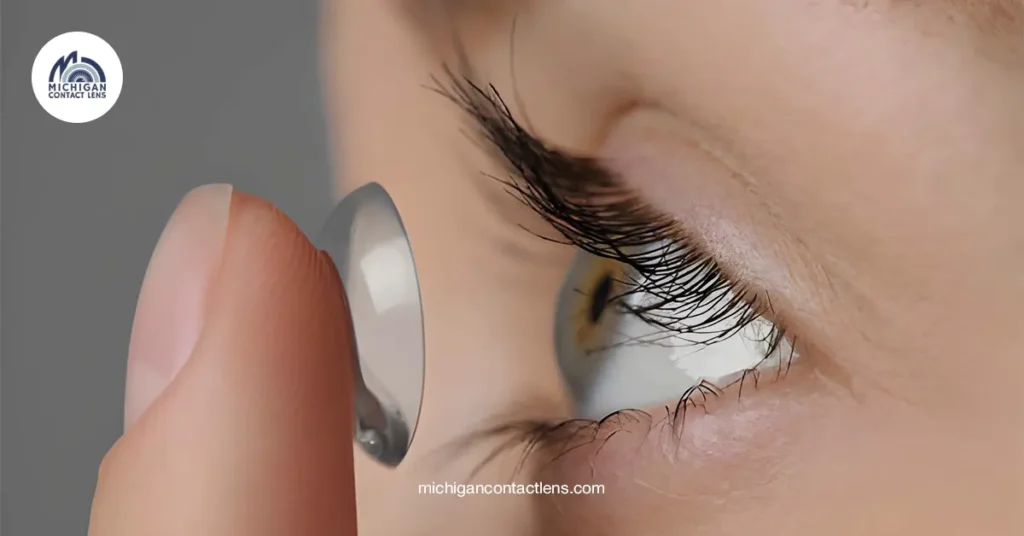 WHat are scleral lenses?