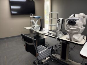 Ophthalmic diagnostic imaging suite at Michigan Contact Lens in Southfield, MI